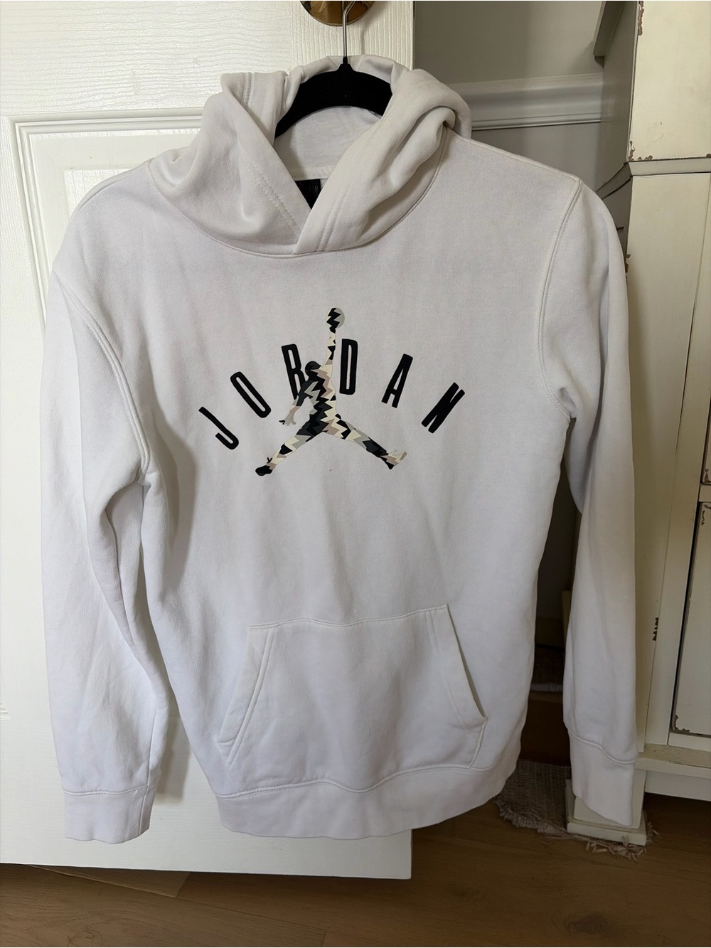 Jordan White Hooded Sweatshirt
